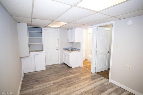 Tiny photo for 3314 W 32nd Street, Cleveland, OH 44109 (MLS # 5202547)