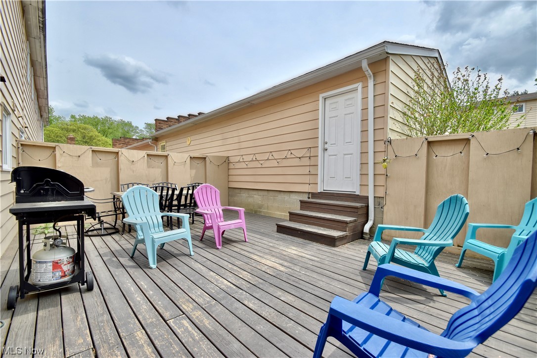 Deepwood Condo - Residential