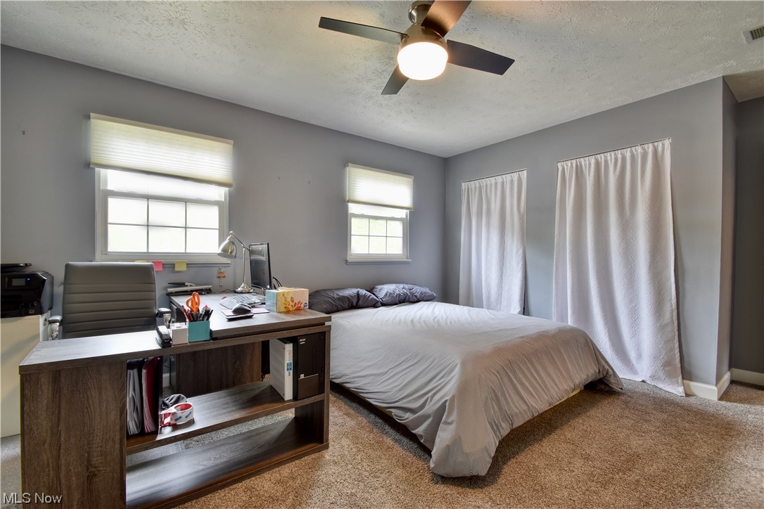 Deepwood Condo - Residential