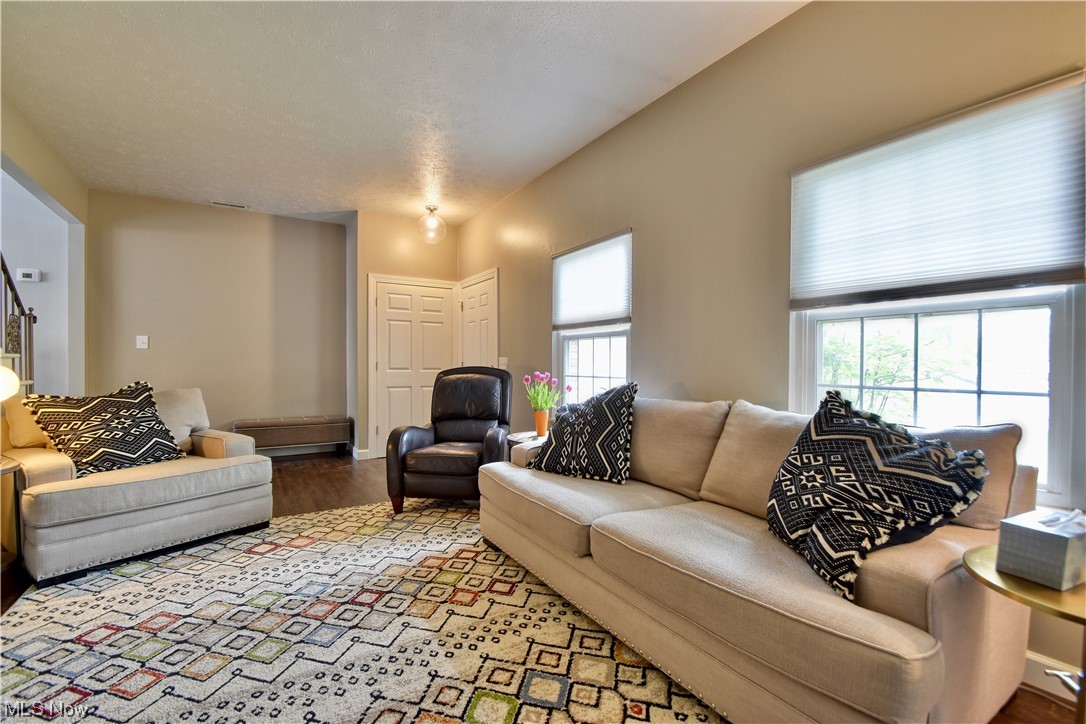 Deepwood Condo - Residential