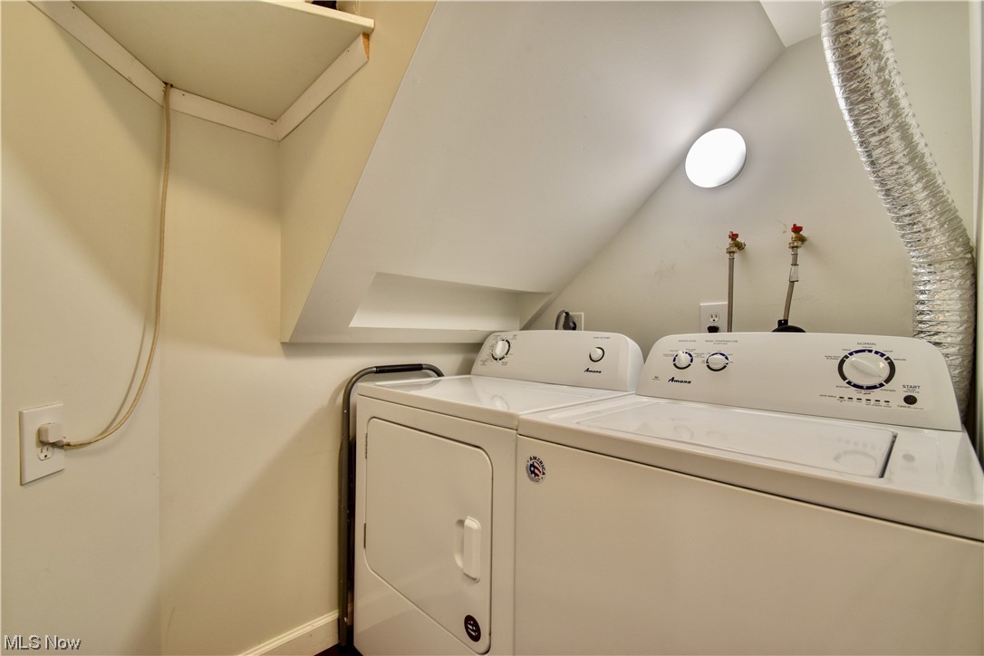 Deepwood Condo - Residential