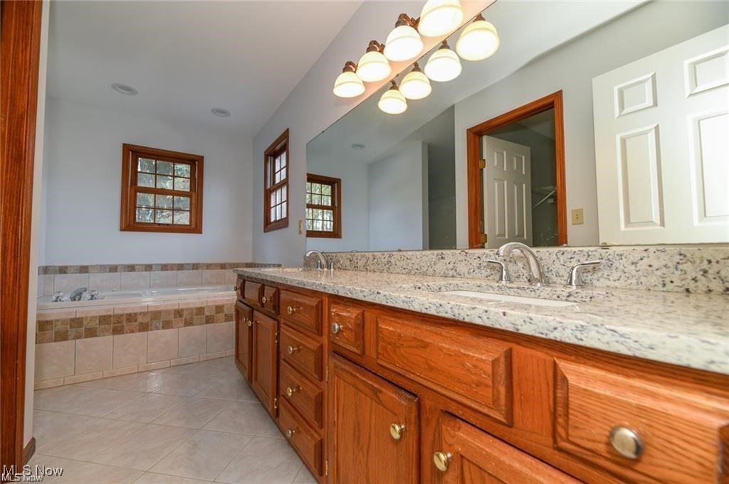 17805 Settlers Trail, Chagrin Falls, Ohio image 22