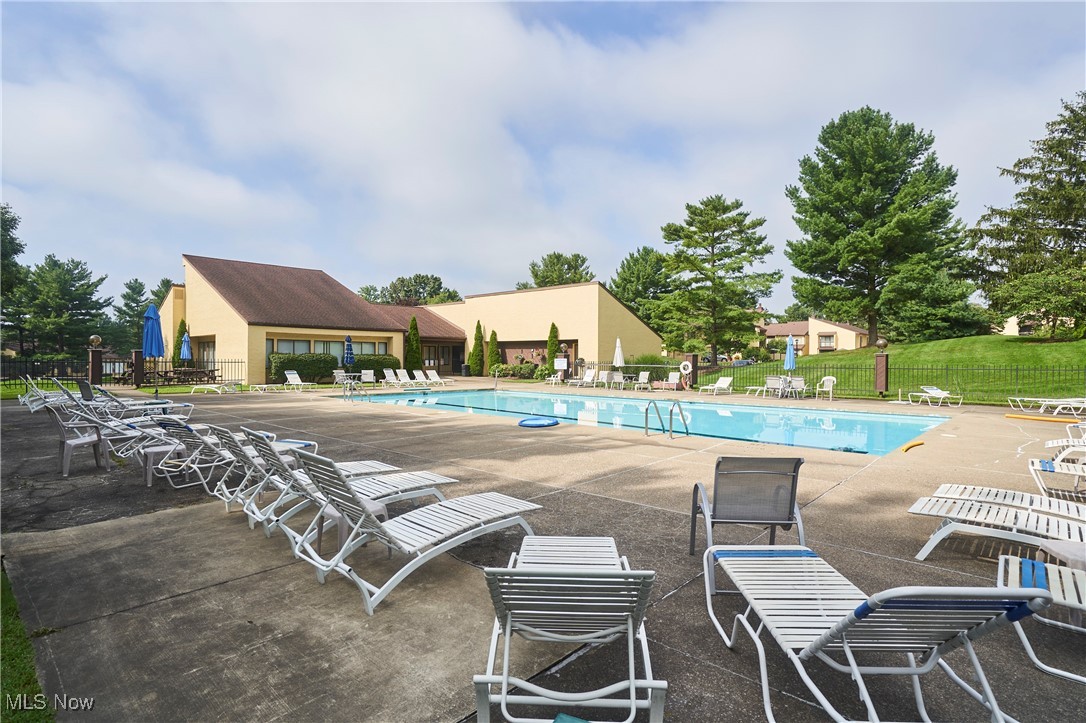 Hampton Woods - Residential