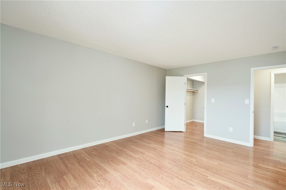 Hampton Woods - Residential