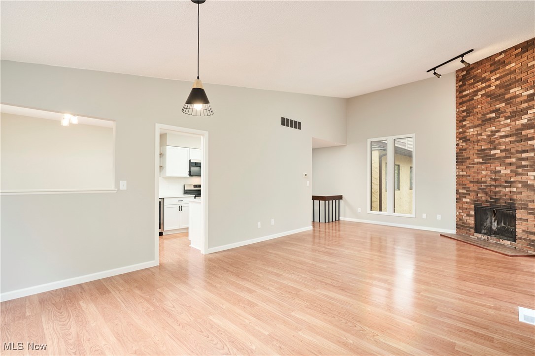 Hampton Woods - Residential