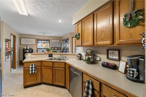 Tiny photo for 2187 Old Elm Street NE, Canton, OH 44721 (MLS # 5198043)