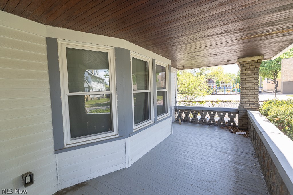 14221 Glenside Road