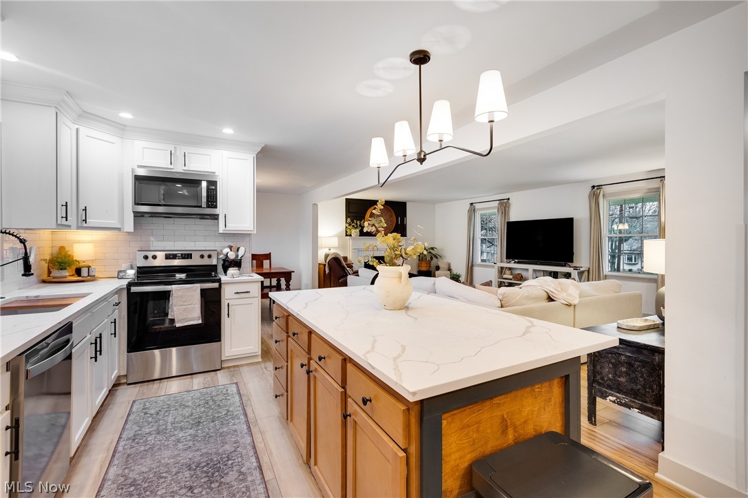 Elmknoll Heights - Residential