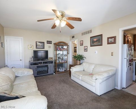 Tiny photo for 805 Clark Street, Elyria, OH 44035 (MLS # 5189578)