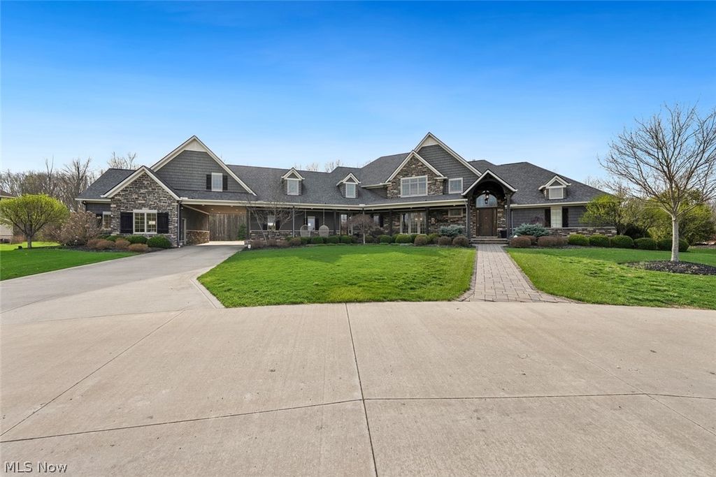 Photo of 3450 Nagel Road, Avon, OH 44011 (MLS # 5201328)