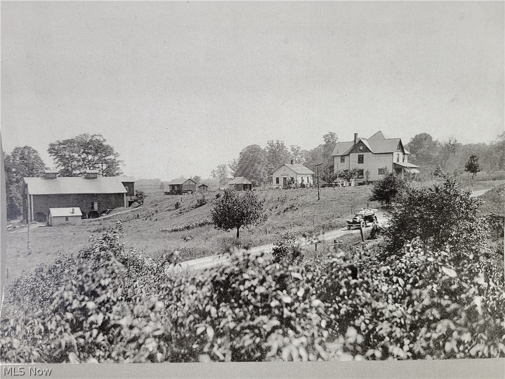 Brookfield Township, Ohio 44438, United States, 3 Bedrooms Bedrooms, ,2 BathroomsBathrooms,Residential,Active,53855