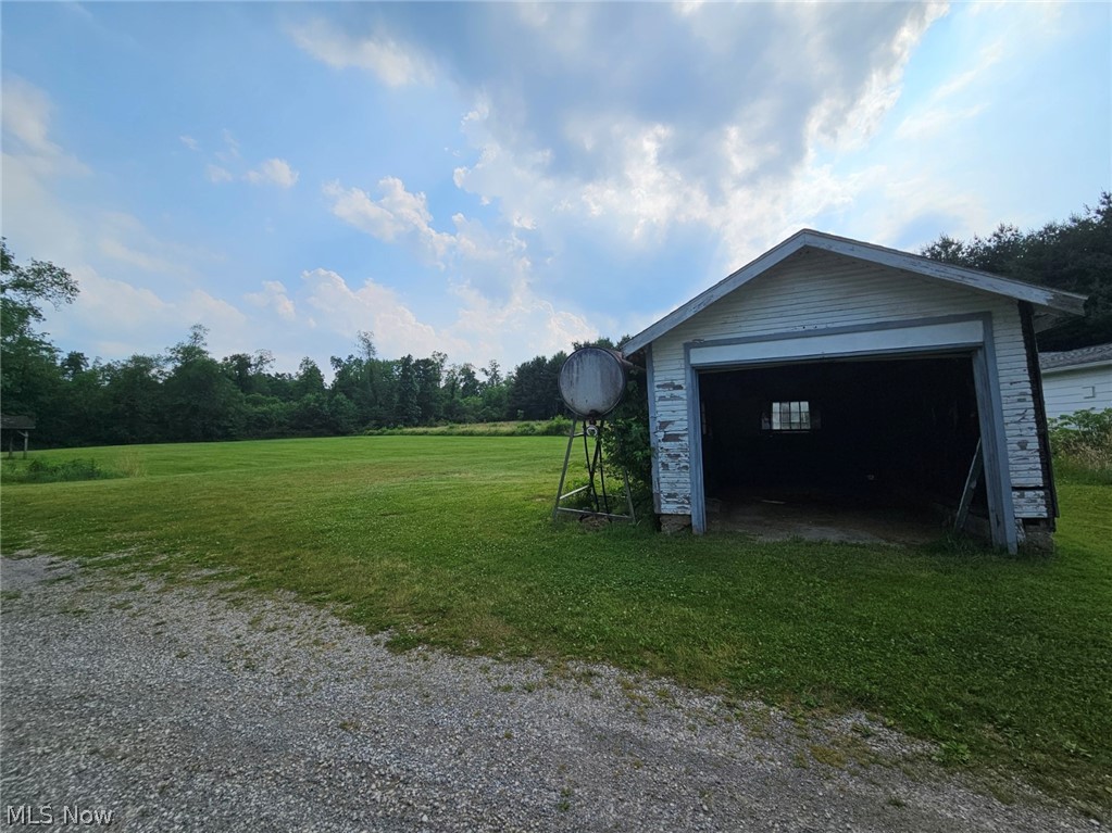 Brookfield Township, Ohio 44438, United States, 3 Bedrooms Bedrooms, ,2 BathroomsBathrooms,Residential,Active,53855
