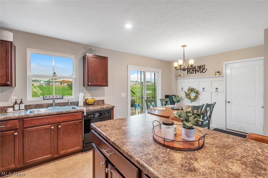 Westfield Terrace Lakes - Residential