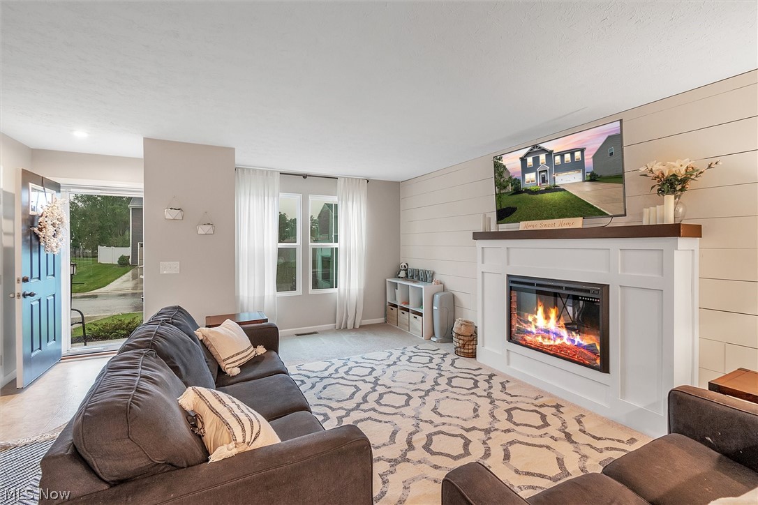 Westfield Terrace Lakes - Residential