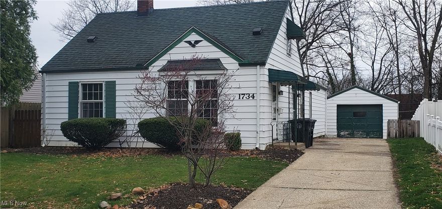 Attention Investors - this home offers so much potential and is waiting for your personal touch!   Spacious family room addition with access to the back yard.   Spacious living room with hardwood floors.   Glass block windows in basement. 
Roof - 2020 approximately; Garage roof with skylight replaced 2022.  Hot water tank - 2021.   Oversized 1 car garage.