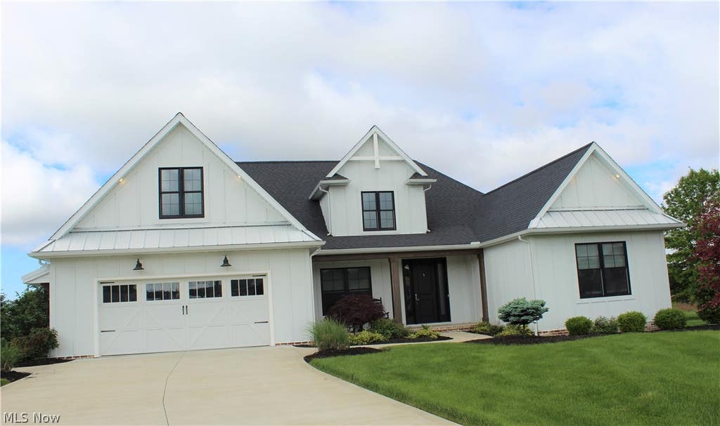 Photo of 2374 Deer Creek Circle, Orrville, OH 44667 (MLS # 5225835)
