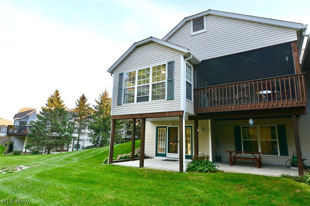 Woodbury Condo - Residential