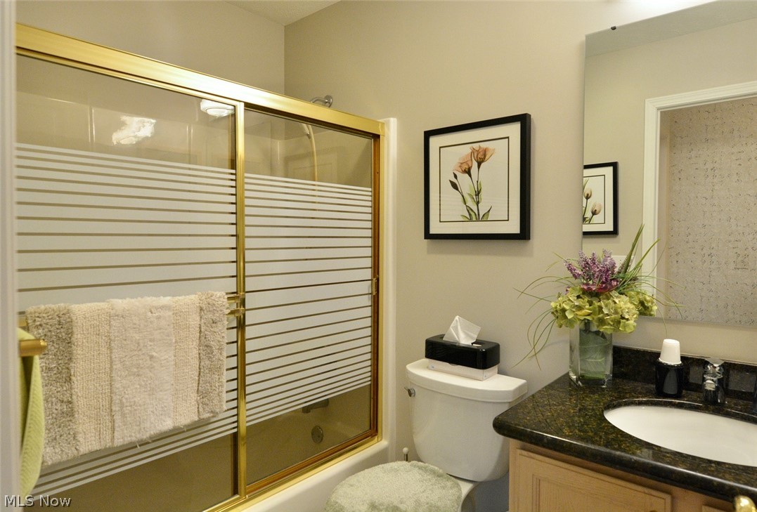 Woodbury Condo - Residential