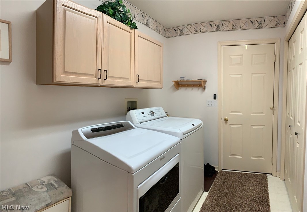 Woodbury Condo - Residential