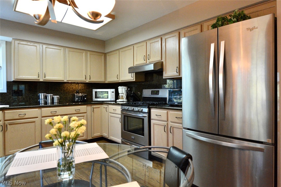 Woodbury Condo - Residential