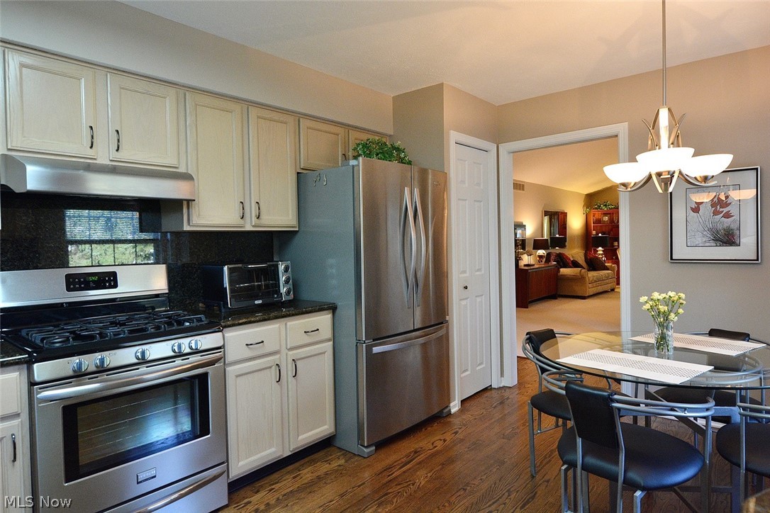 Woodbury Condo - Residential