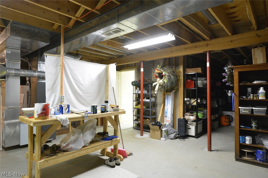 Woodbury Condo - Residential