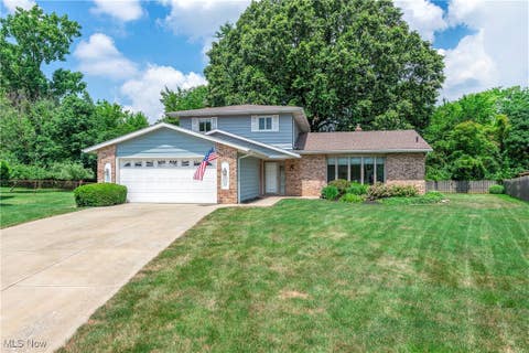 Photo for 291 Crestway Oval