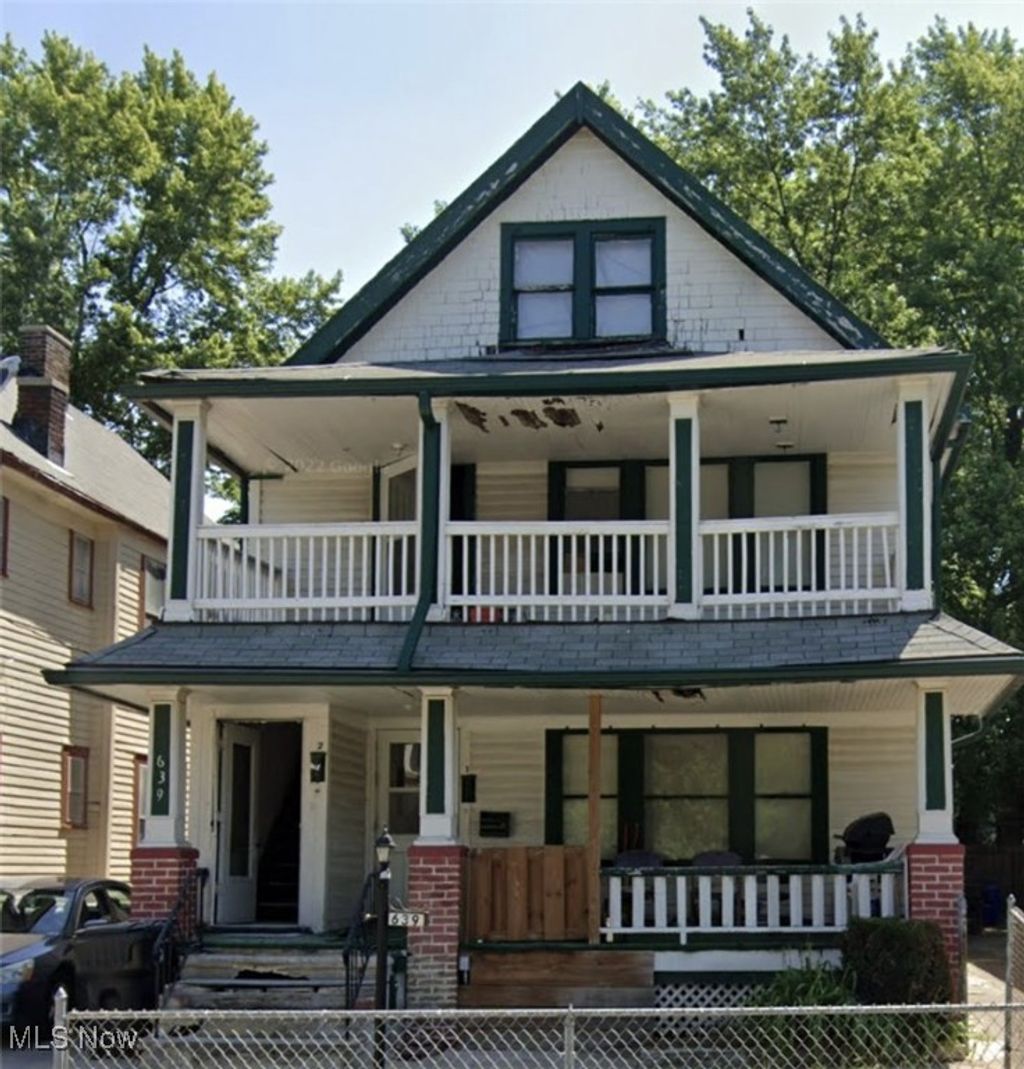 Photo of 639 E 124th Street, Cleveland, OH 44108 (MLS # 5176141)