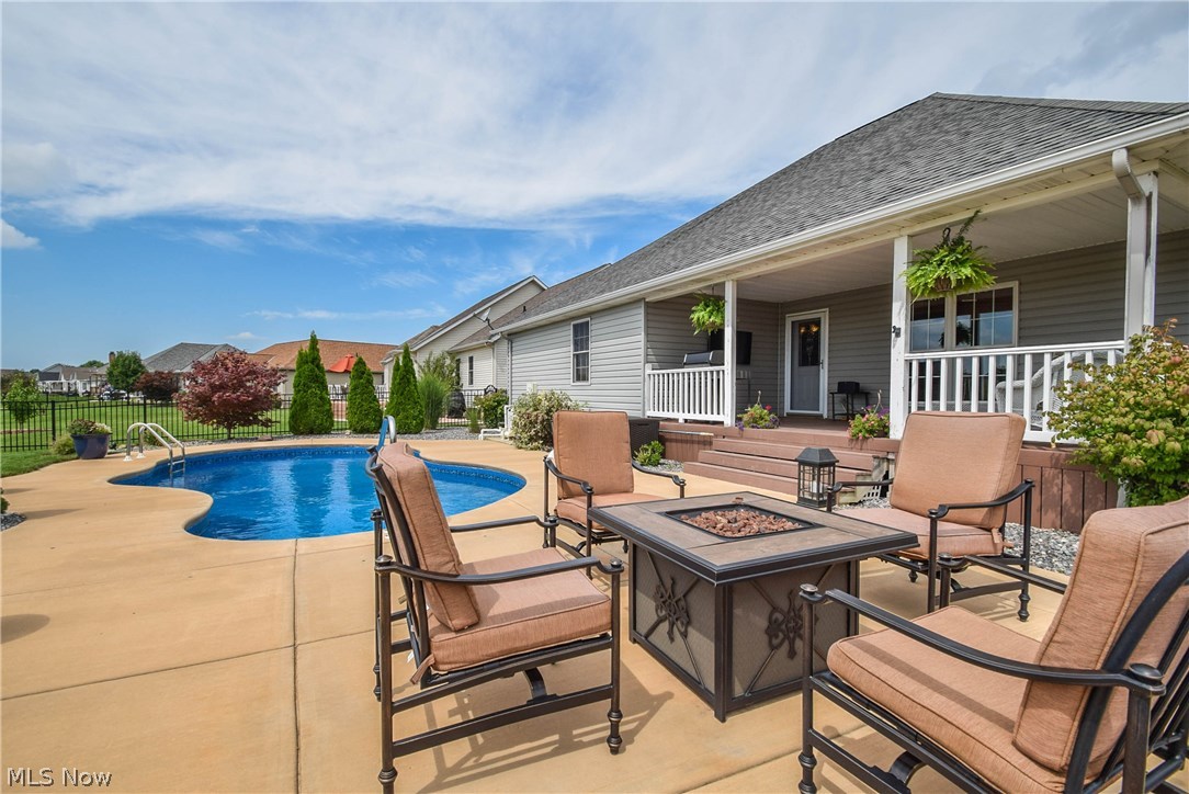 Grey Hawk Golf Club At Durham Ridge - Residential