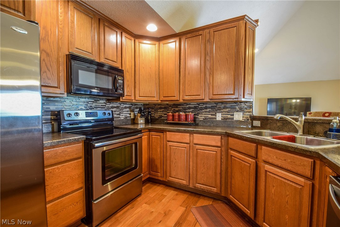 Grey Hawk Golf Club At Durham Ridge - Residential