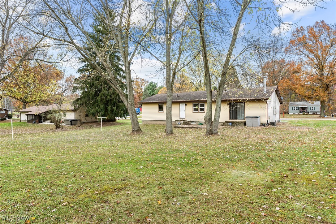 3002 Killian Road, Uniontown, Ohio image 32