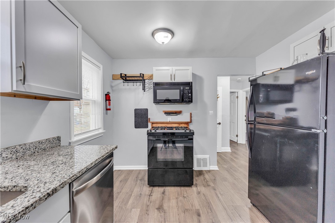 Cottage Home - Residential Lease