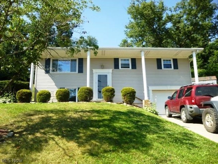 Well Maintained home at the end of cul-de-sac in great neighborhood. New bath on 1st floor and new 1/2 bath in basement. New carpet in recroom. Kitchen has new flooring, countertop and dishwasher. Replacement vinyl windows and french drains in basement. Block windows in basement. Fenced in back yard. New breaker box in garage. Brand new hot water tank (2/1/15). Buyers will be able to get immediate possession of this property