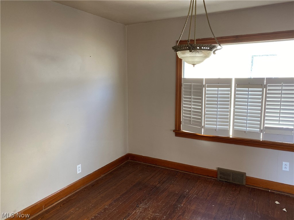 Lowellville Village - Residential