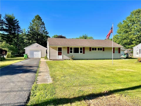 Homes For Sale - 3147 Lawton Street<br/> Rock Creek, OH 44084