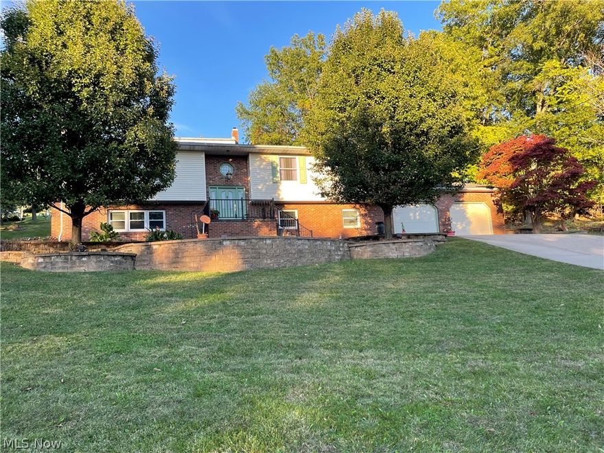 This Spacious Brick Split is a MUST See! There is sooo much space its like 2-Houses in ONE!!! Space Galore!! 2- Fireplaces 1-woodburner 1-gas logs, 3 Family Areas to lounge & entertain in, 4-5 Bedrooms Lower Level would be Fabulous for Family Menbers to have their OWN Space for A MAN CAVE, Media Room,  Crafting Area, Older Children or Aging Friends & Family Memebers! Home has soo many UPDATES including Newer Roof, Newer HVAC, Updated Kitchen & Bathes!!! Call Today to take a tour!