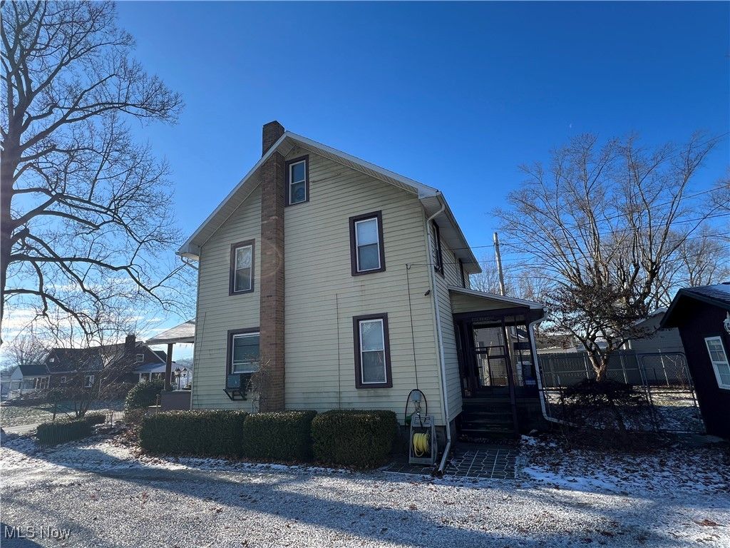 Photo of 11238 Center Drive NE, Sandyville, OH 44671 (MLS # 5177657)