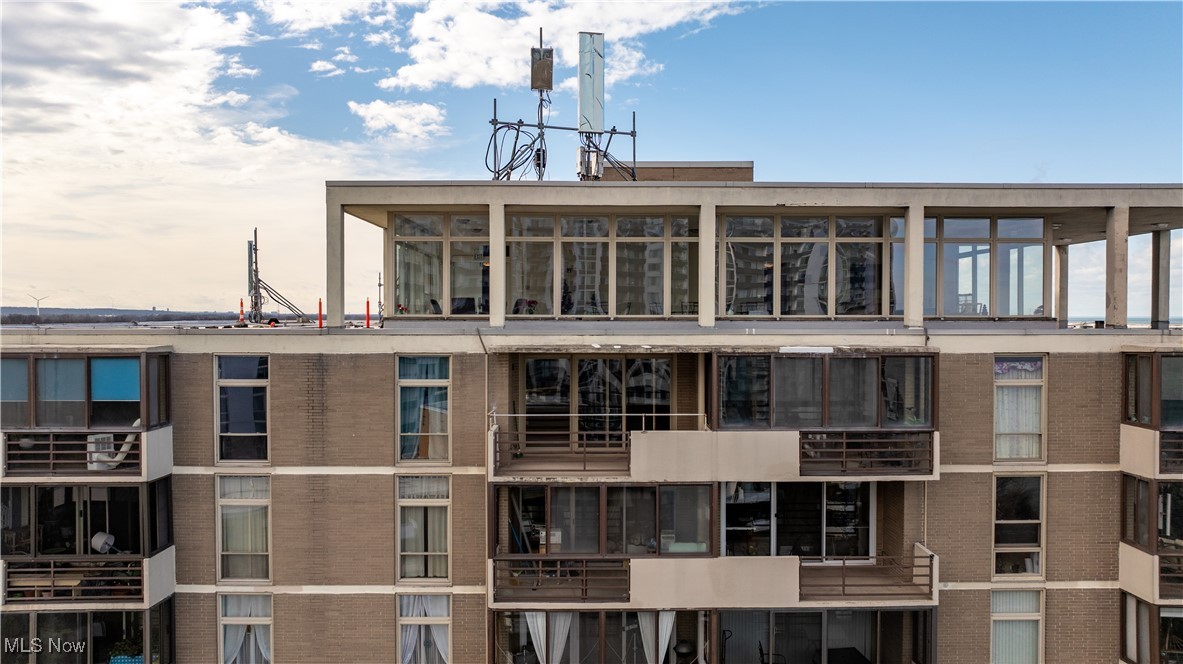 Bonneville Tower Condo - Residential