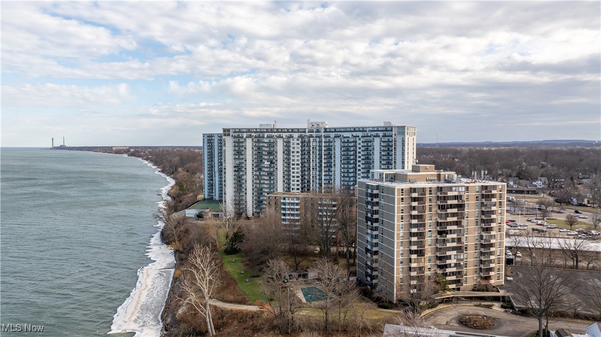 Bonneville Tower Condo - Residential