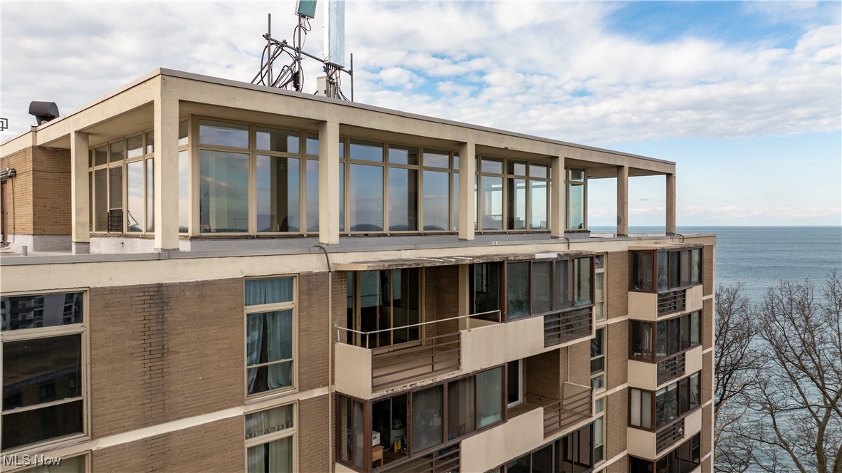 Bonneville Tower Condo - Residential