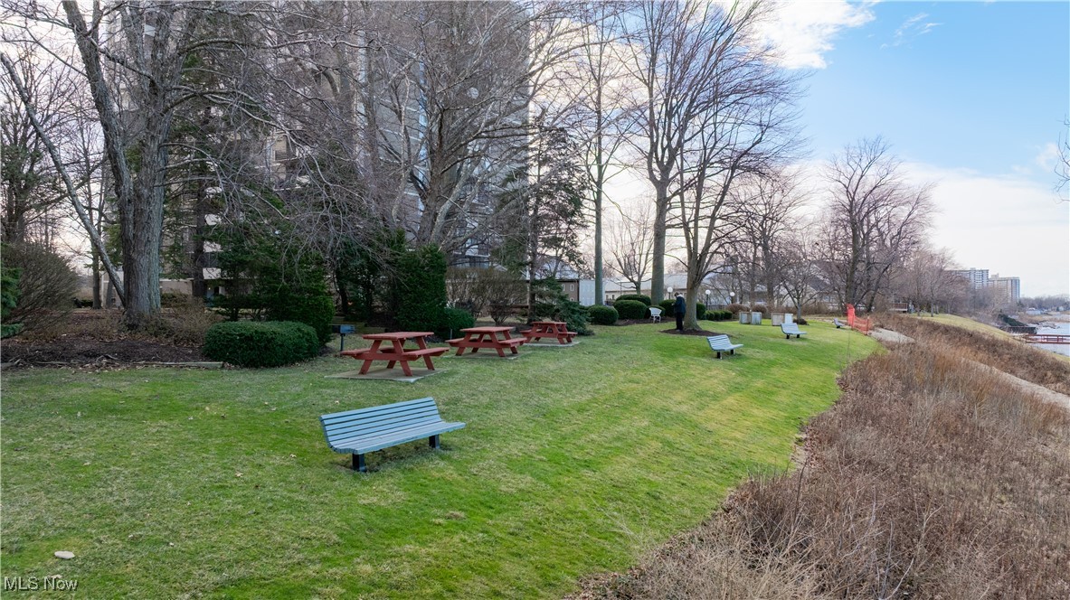 Bonneville Tower Condo - Residential