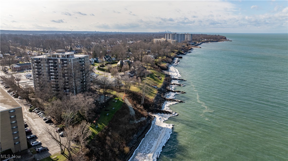 Bonneville Tower Condo - Residential