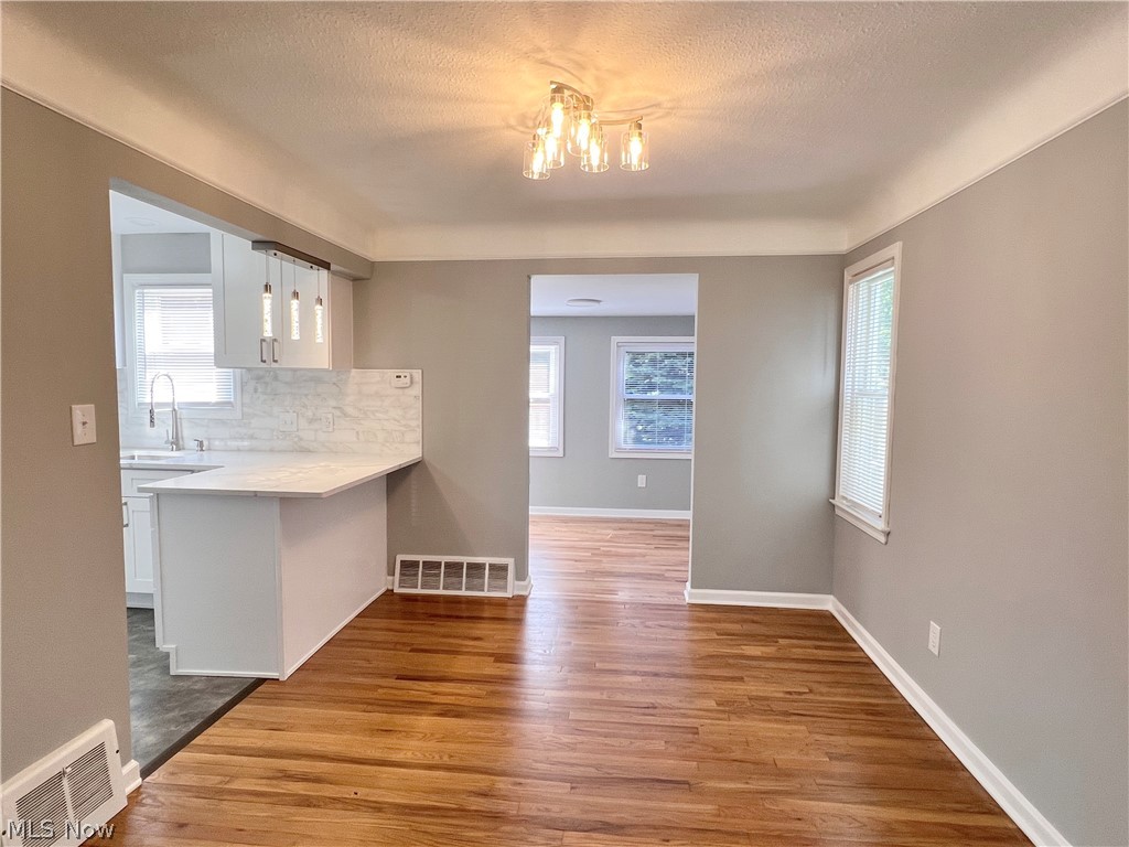 William T Arnos - Residential