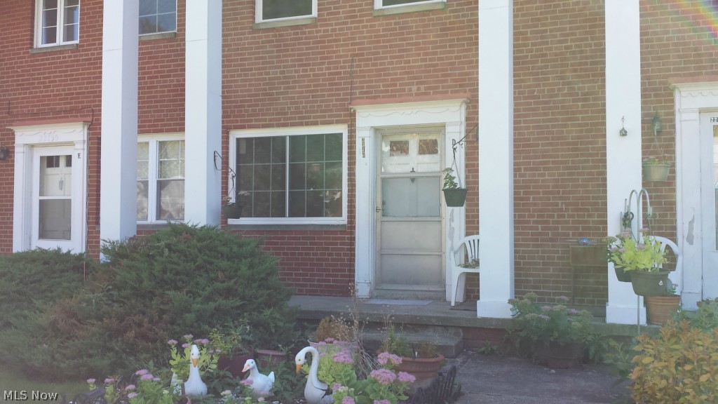 Blisswood Village Condo - Residential