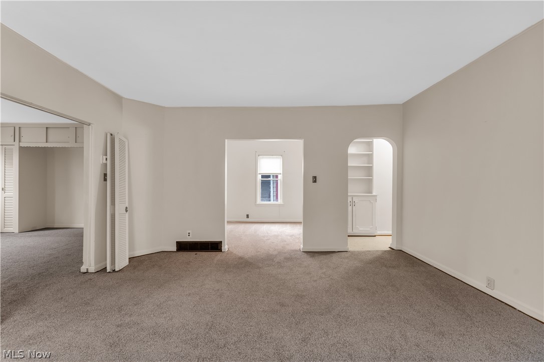 Elwell & Marvins - Residential Lease