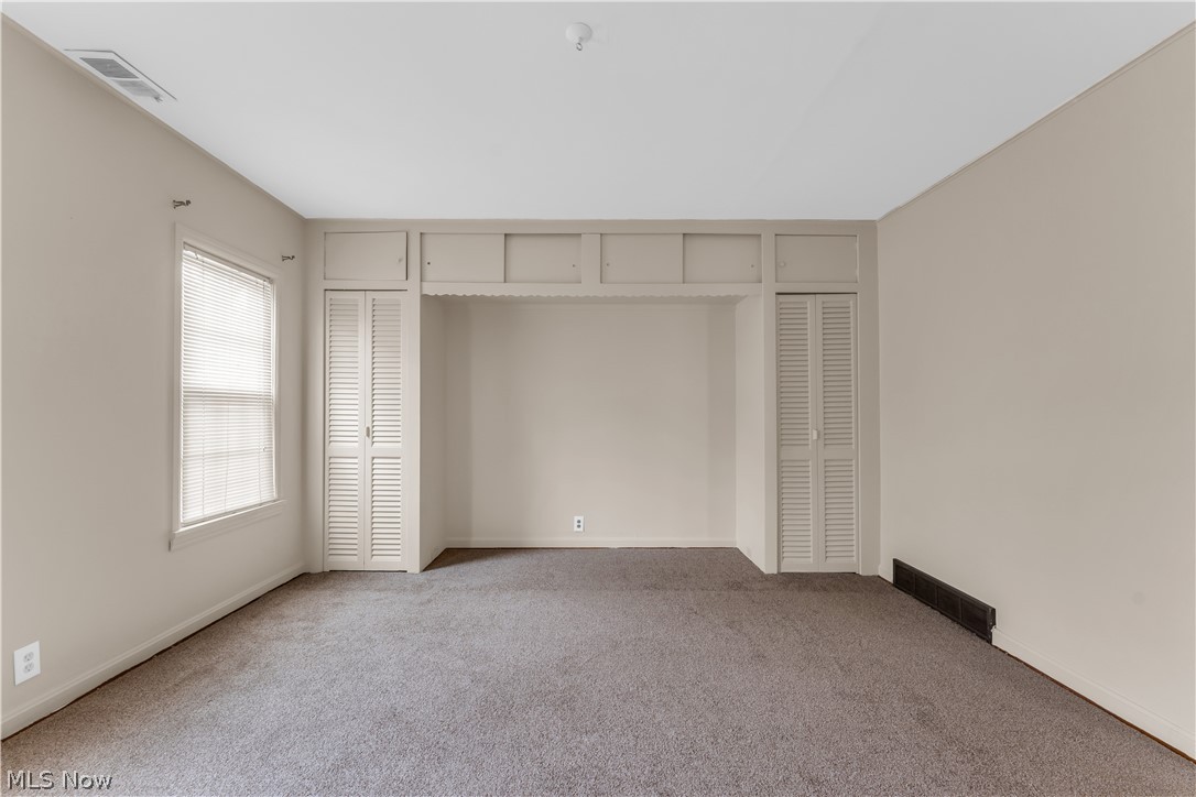 Elwell & Marvins - Residential Lease