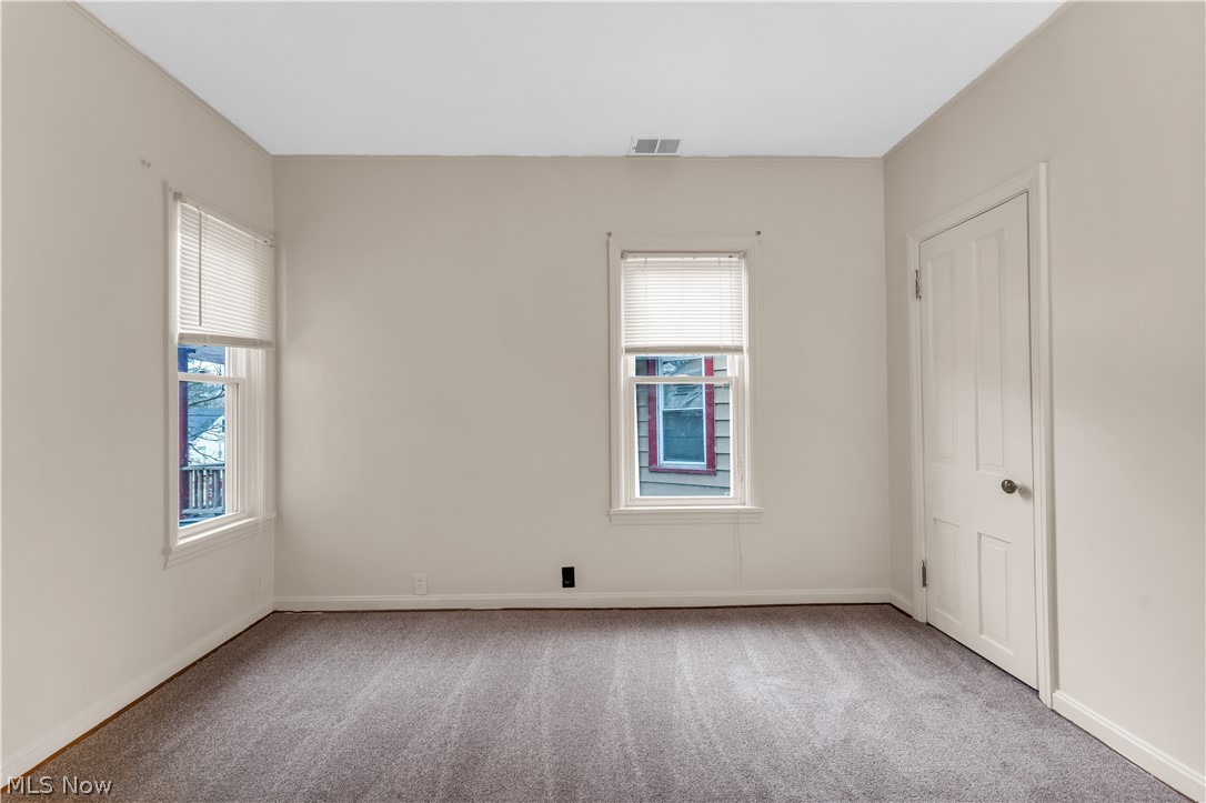 Elwell & Marvins - Residential Lease