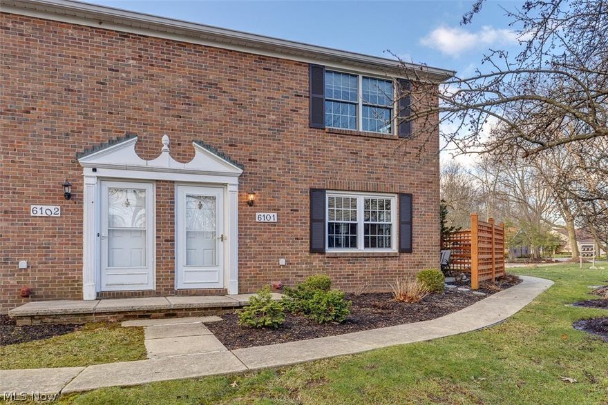 This is a fantastic opportunity for this extra large end unit condo.  This condo features 3 bedrooms, 2.5 bathrooms and 1,768 square feet of living space. This condo offers extra natural light and windows due to it being an end unit.  This condo also features a nice open floor plan on the first floor featuring a bonus family room with a vaulted ceiling and fireplace that overlooks the private outdoor patio space.  Take advantage of the opportunity to make this your new home!