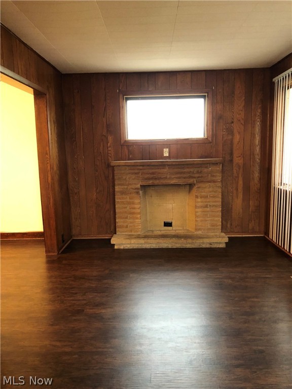 Ford Realty Co Liberty 04 - Residential