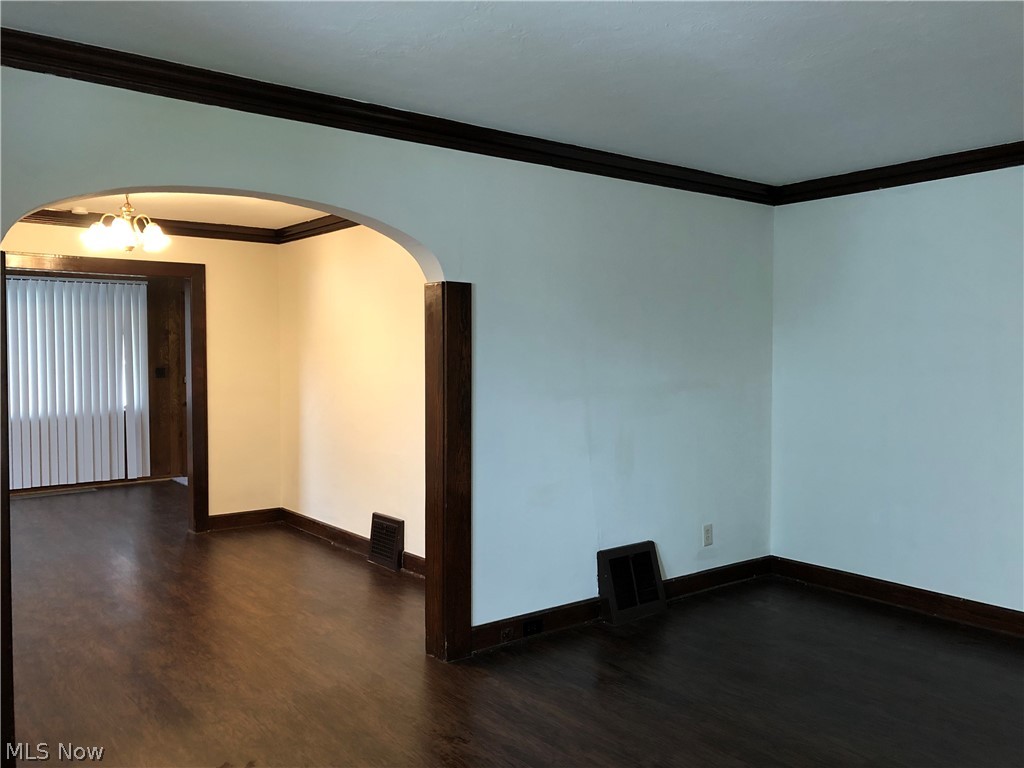 Ford Realty Co Liberty 04 - Residential